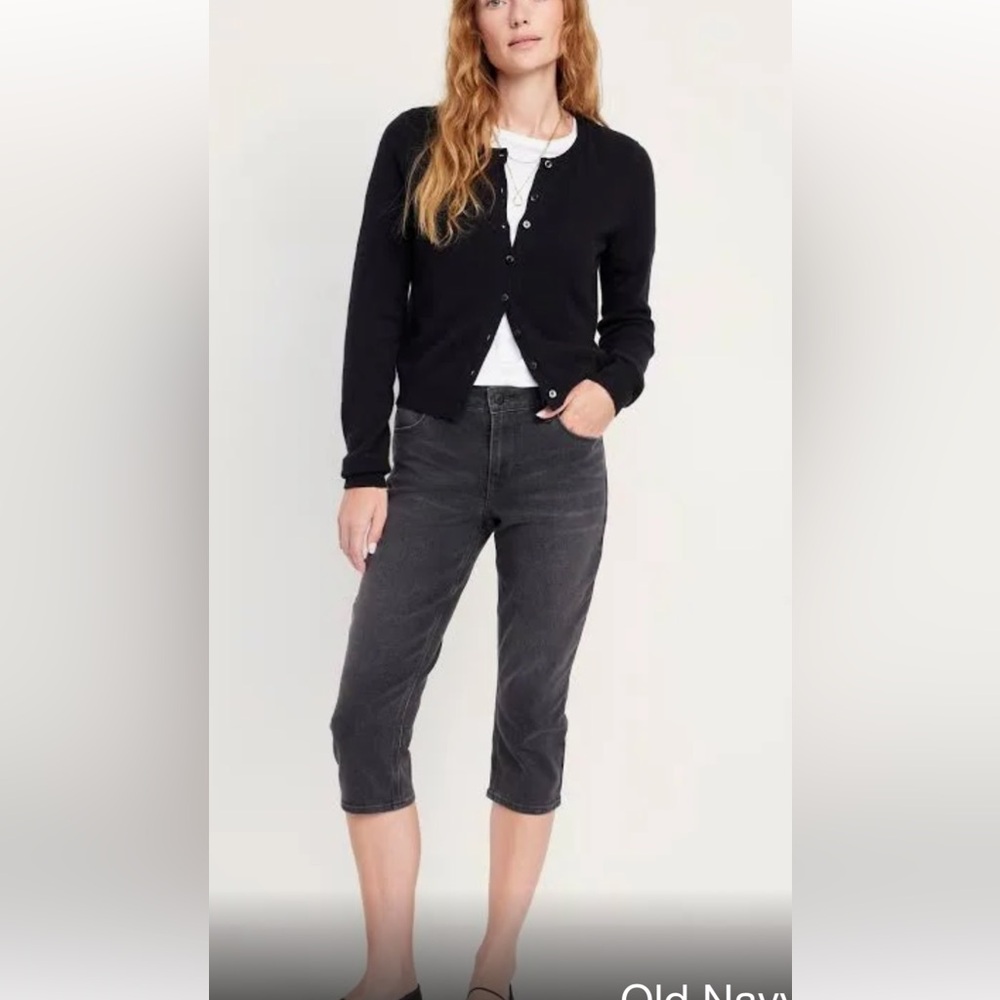Black denim capris from Old Navy.